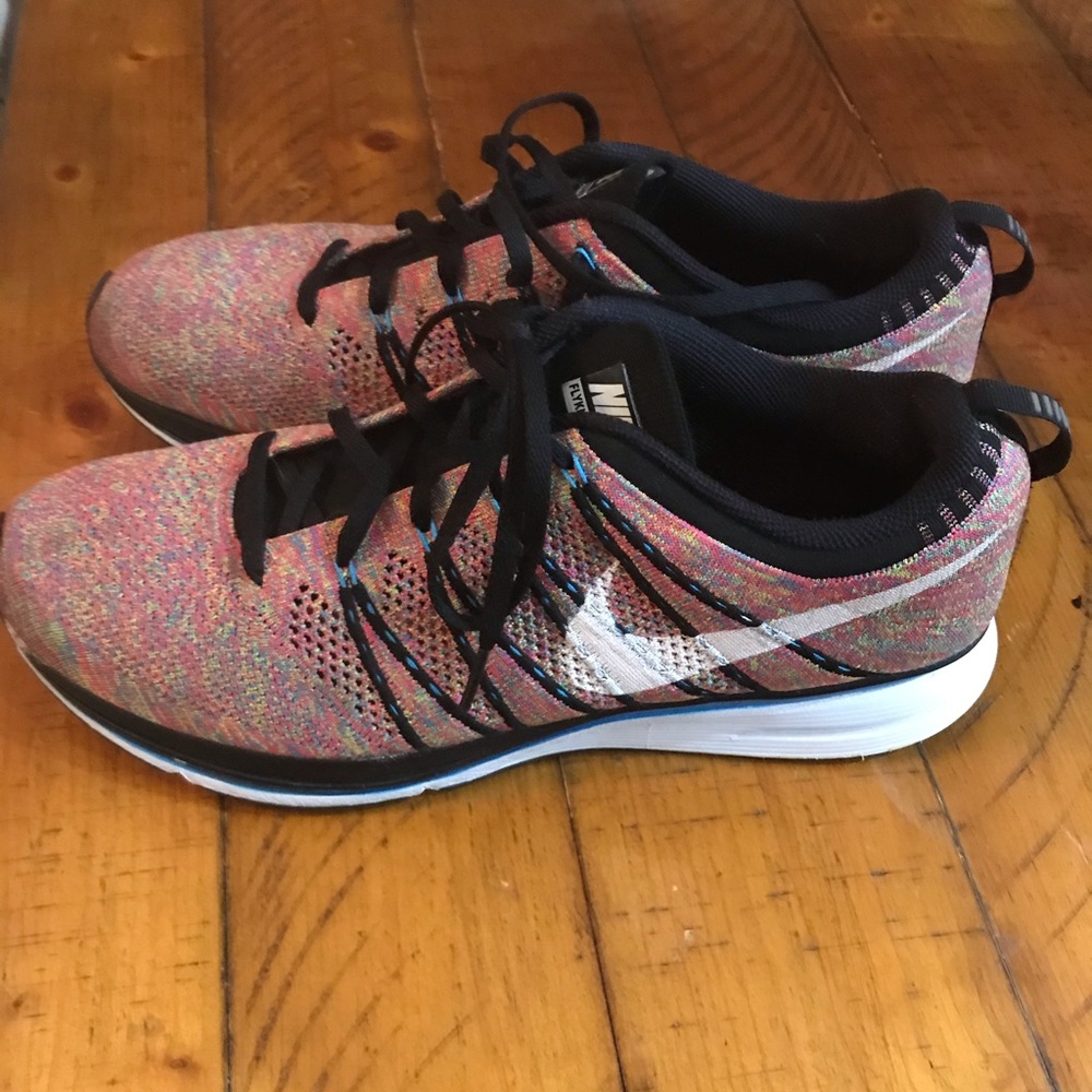 NIKE flyknit trainer multi color